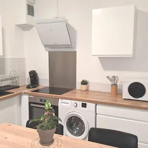 Apartment T3 Meuble Et Equipe Valence Proximite De La Gare, Valence (Drome)